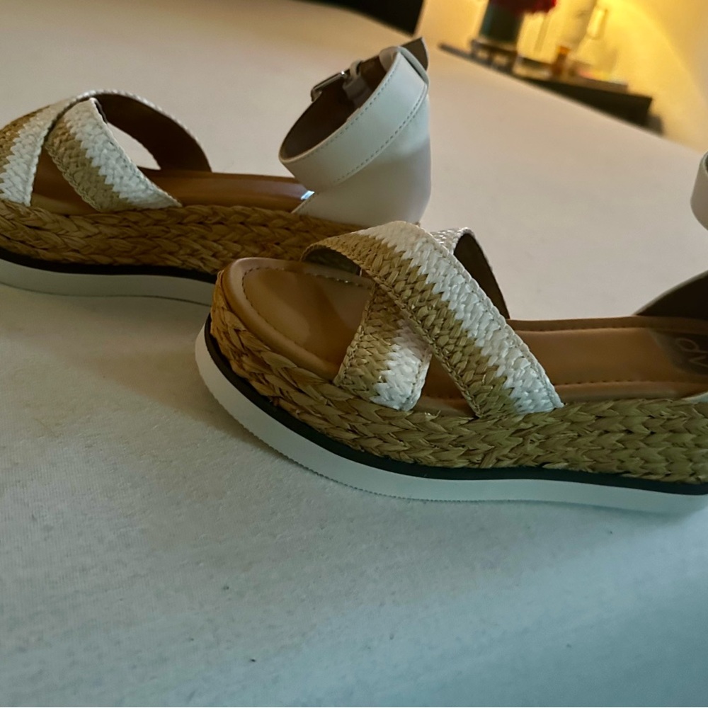 Dolce Vita wedges size 7 - Picture 4 of 7